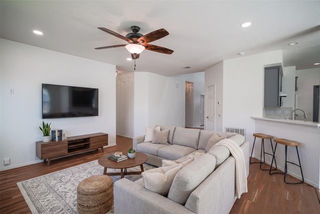 11606 Canyon Woods Drive, Tomball, TX 77377