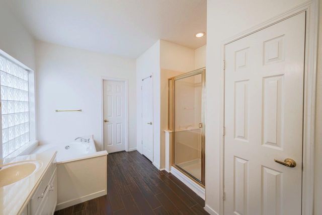 11606 Canyon Woods Drive, Tomball, TX 77377