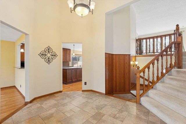 970 Sherwood Road, Shoreview, MN 55126