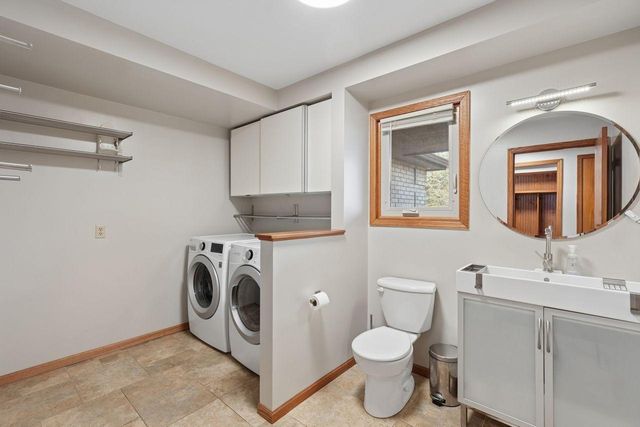 970 Sherwood Road, Shoreview, MN 55126