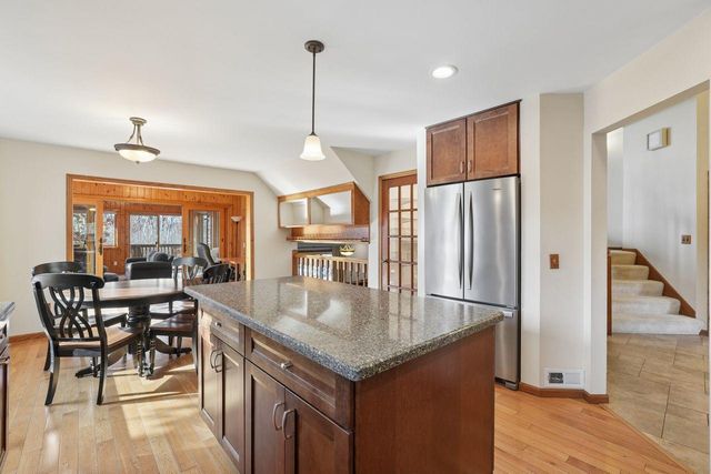 970 Sherwood Road, Shoreview, MN 55126