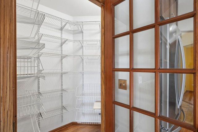 970 Sherwood Road, Shoreview, MN 55126