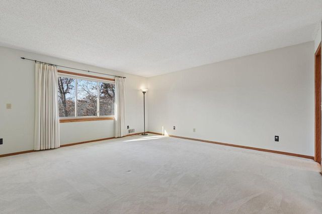 970 Sherwood Road, Shoreview, MN 55126