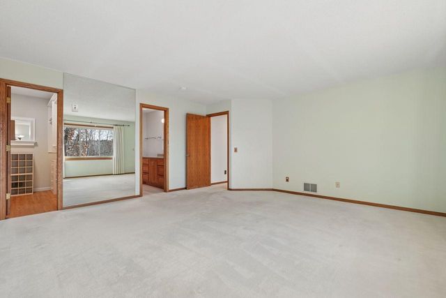 970 Sherwood Road, Shoreview, MN 55126