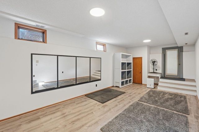 970 Sherwood Road, Shoreview, MN 55126