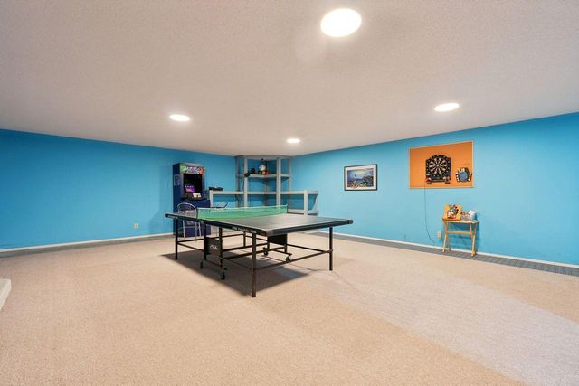 970 Sherwood Road, Shoreview, MN 55126