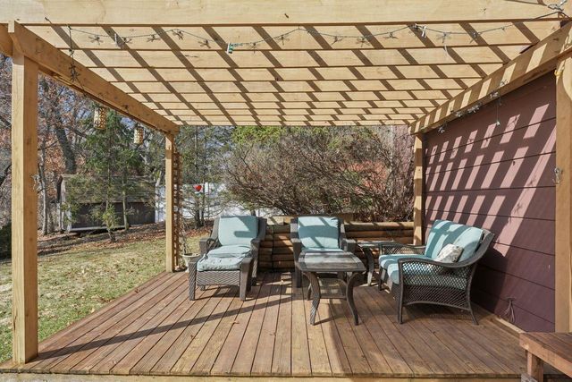 970 Sherwood Road, Shoreview, MN 55126