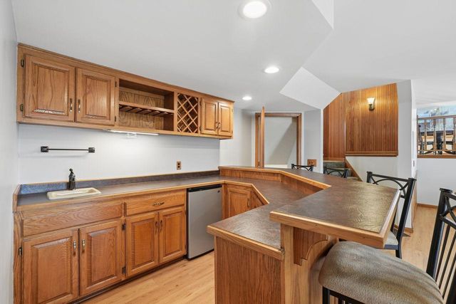 970 Sherwood Road, Shoreview, MN 55126