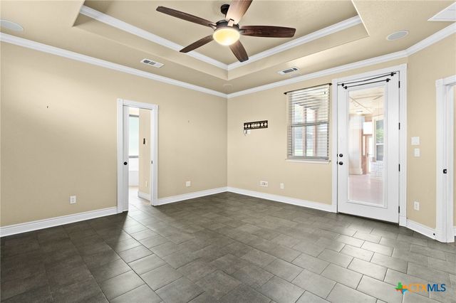 1135 Redleaf Drive, Nolanville, TX 76559