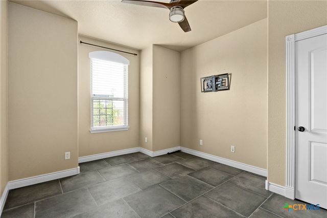 1135 Redleaf Drive, Nolanville, TX 76559