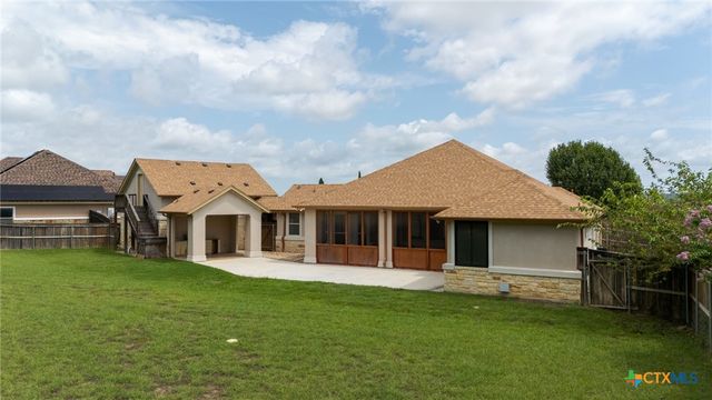 1135 Redleaf Drive, Nolanville, TX 76559