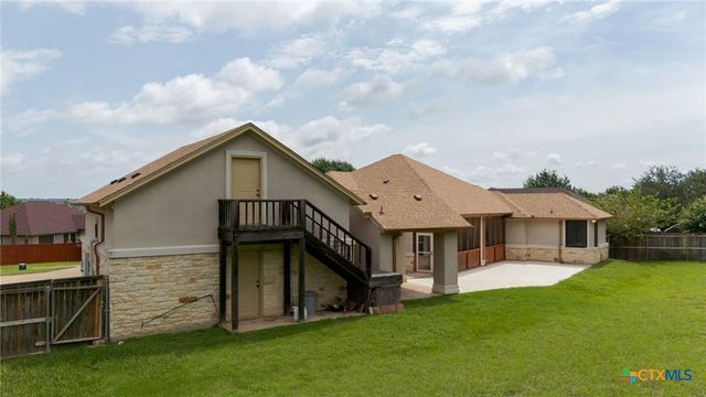 1135 Redleaf Drive, Nolanville, TX 76559