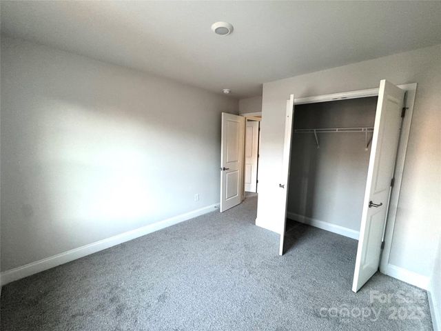 717 Inwood Hill Drive 95, Gastonia, NC 28056