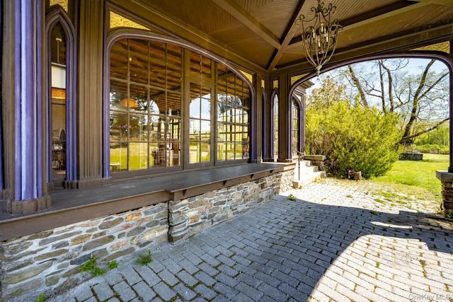 618 Quaker Hill Road, Pawling, NY 12564