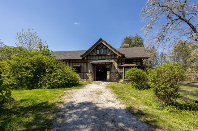 618 Quaker Hill Road, Pawling, NY 12564