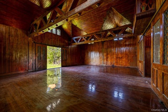 618 Quaker Hill Road, Pawling, NY 12564