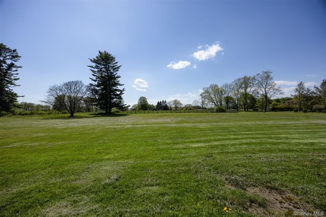 618 Quaker Hill Road, Pawling, NY 12564
