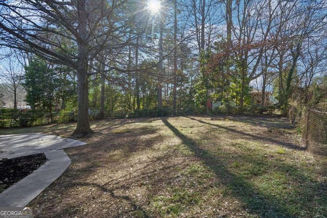 2198 Lower Roswell Road, Marietta, GA 30068