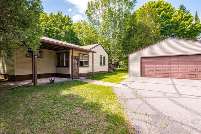 2125 Swan Lake Road, Duluth, MN 55811