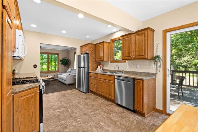 2125 Swan Lake Road, Duluth, MN 55811