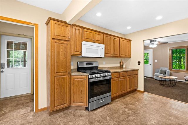 2125 Swan Lake Road, Duluth, MN 55811