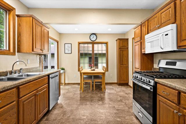 2125 Swan Lake Road, Duluth, MN 55811