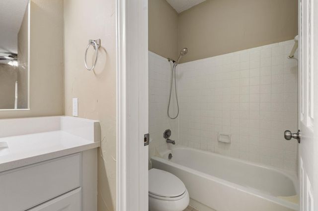 12166 Metric BLVD 180, Austin, TX 78758