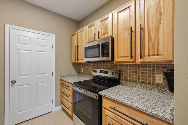 12166 Metric BLVD 180, Austin, TX 78758