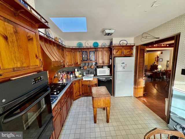 2320 SHEPHERD DR, Northfield, NJ 08225