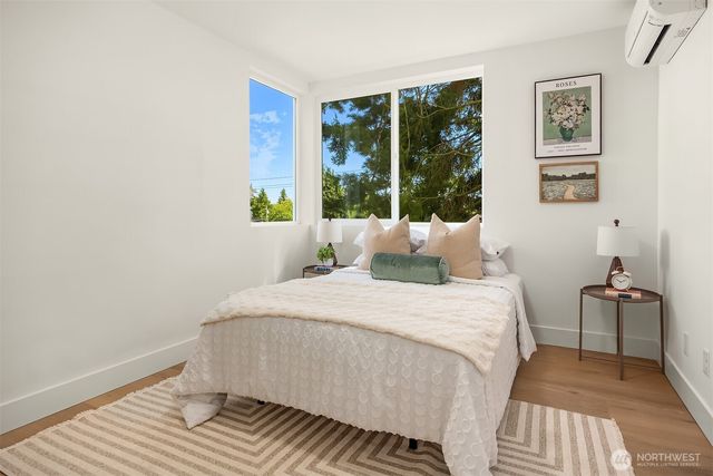 1506 N 100th Street, Seattle, WA 98133