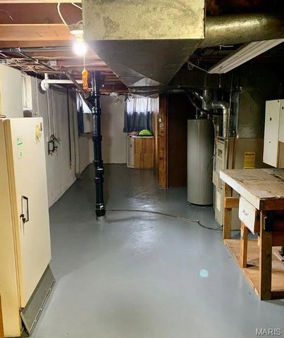 128 Fenwick Drive, Ferguson, MO 63135