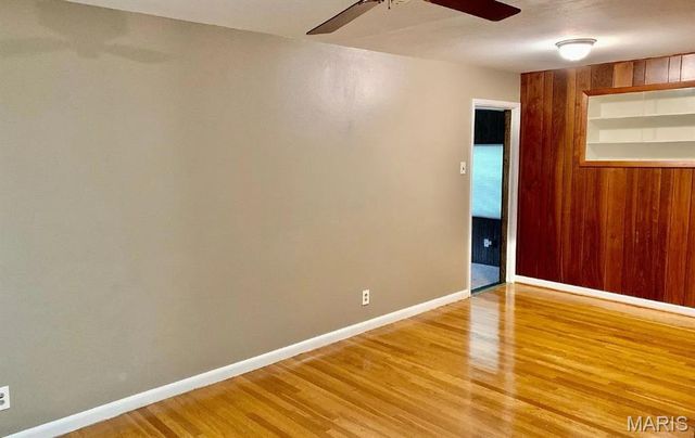 128 Fenwick Drive, Ferguson, MO 63135