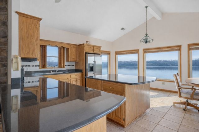 95 Pats Dr, Sugar Tree, TN 38380