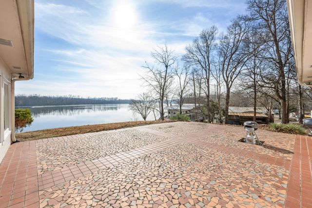 95 Pats Dr, Sugar Tree, TN 38380