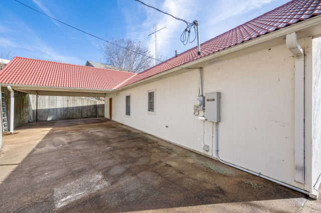 95 Pats Dr, Sugar Tree, TN 38380