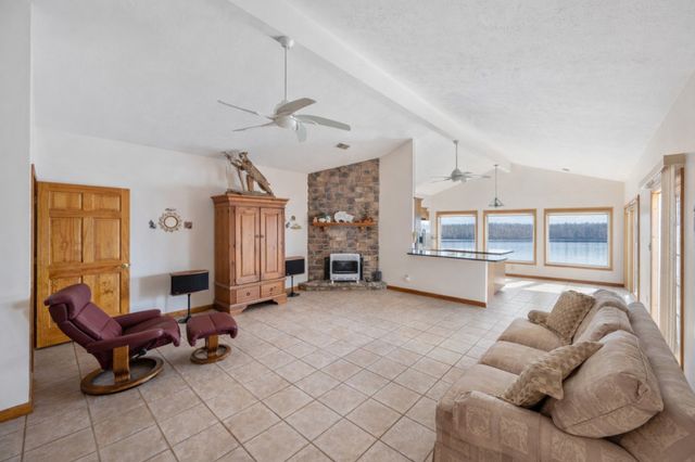 95 Pats Dr, Sugar Tree, TN 38380