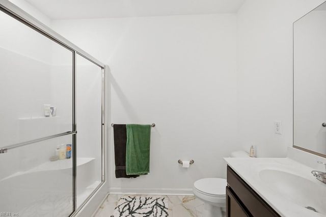 1732 Dromolin Dr Ste 304, Virginia Beach, VA 23456