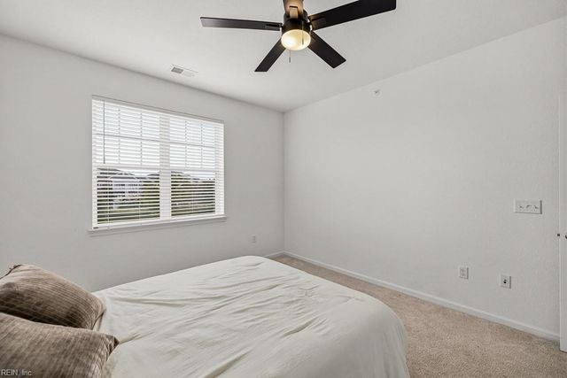 1732 Dromolin Dr Ste 304, Virginia Beach, VA 23456