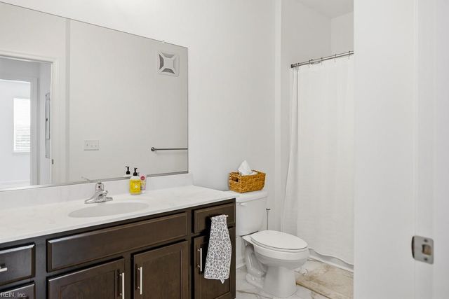1732 Dromolin Dr Ste 304, Virginia Beach, VA 23456