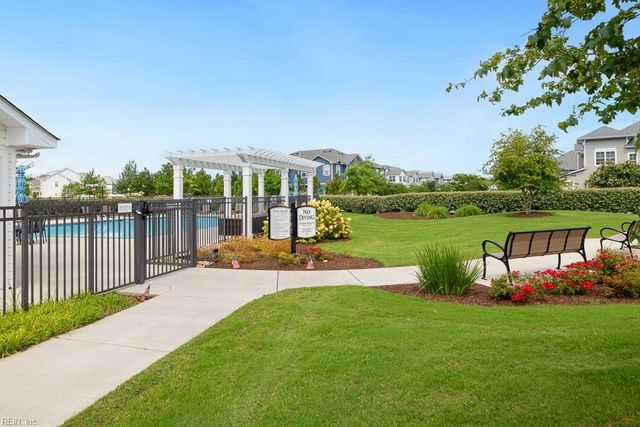 1732 Dromolin Dr Ste 304, Virginia Beach, VA 23456
