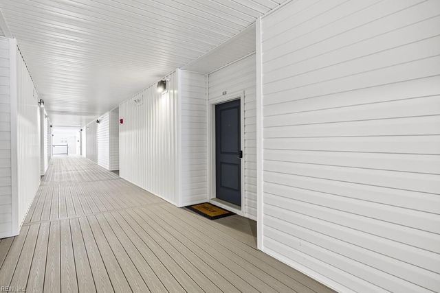 1732 Dromolin Dr Ste 304, Virginia Beach, VA 23456