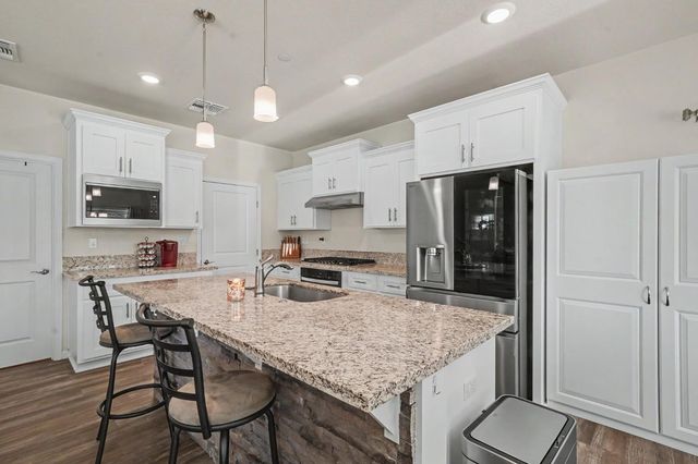 13906 Rose Quartz Ct, Pine Grove, CA 95665