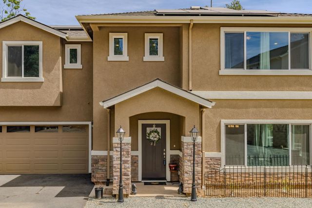 13906 Rose Quartz Ct, Pine Grove, CA 95665