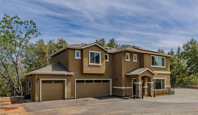 13906 Rose Quartz Ct, Pine Grove, CA 95665