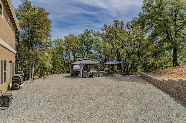 13906 Rose Quartz Ct, Pine Grove, CA 95665