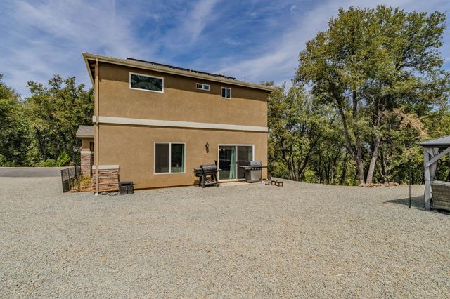 13906 Rose Quartz Ct, Pine Grove, CA 95665