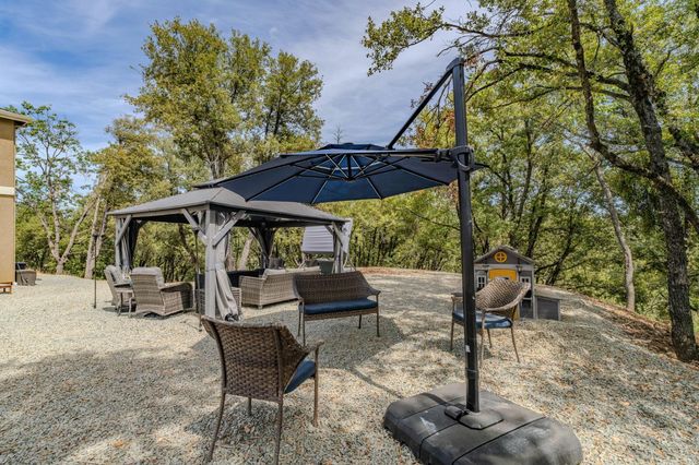 13906 Rose Quartz Ct, Pine Grove, CA 95665
