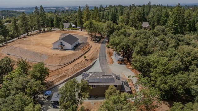13906 Rose Quartz Ct, Pine Grove, CA 95665