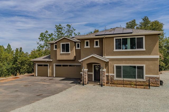 13906 Rose Quartz Ct, Pine Grove, CA 95665