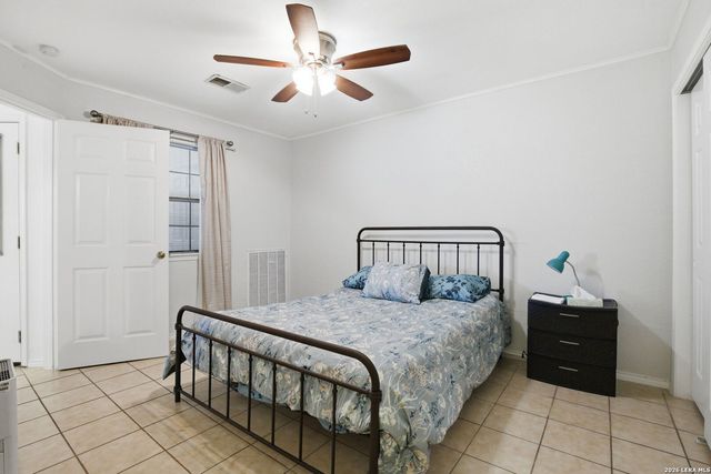 11610 Vance Jackson Rd Apt 869, San Antonio, TX 78230